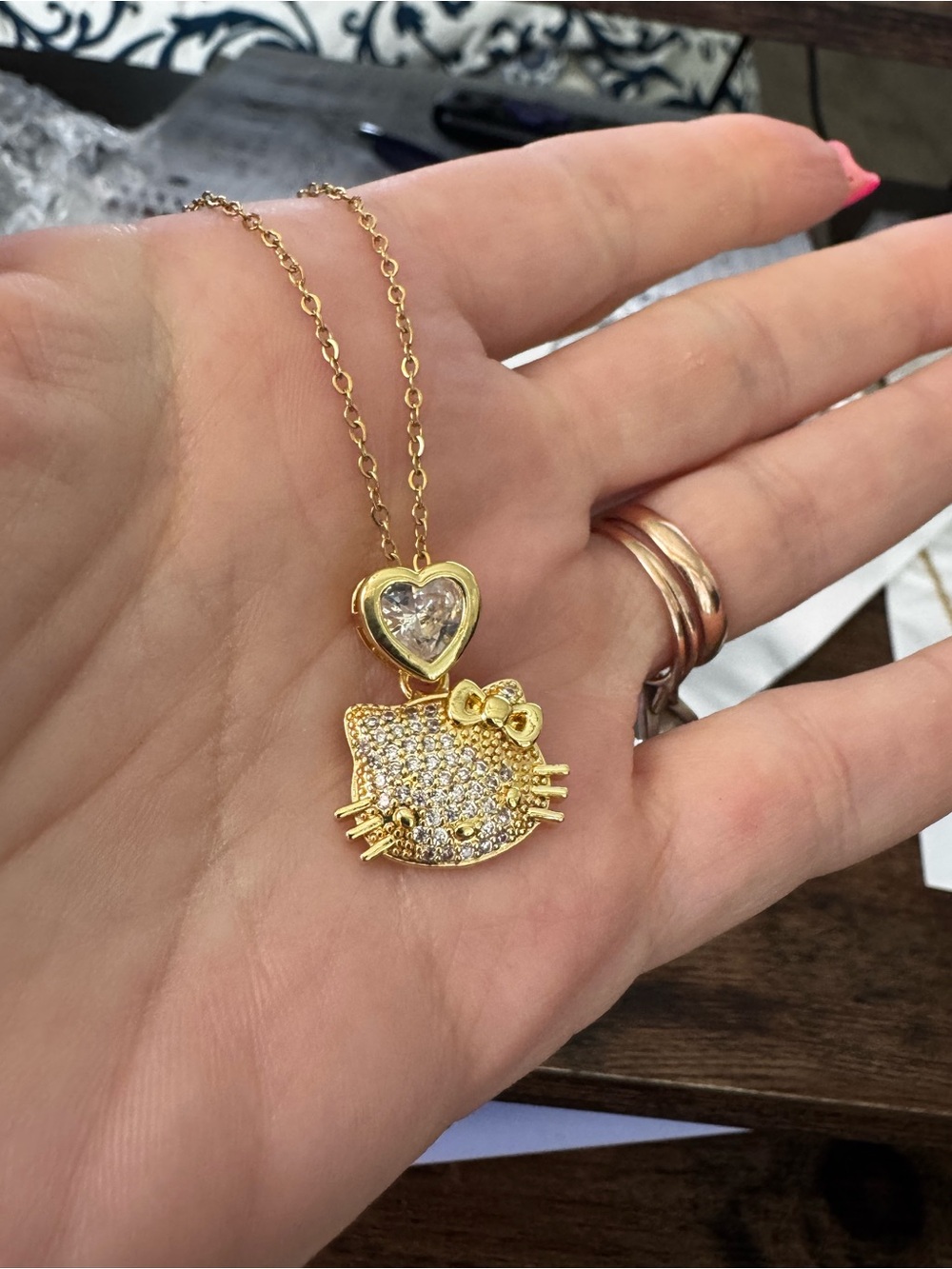 Gold Hello Kitty Style Heart Pendant Necklace - Gold Tone